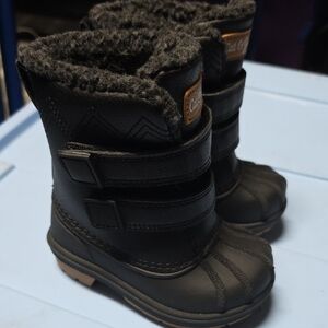 Cat & Jack Black Winter Boots with Faux Fur Lining